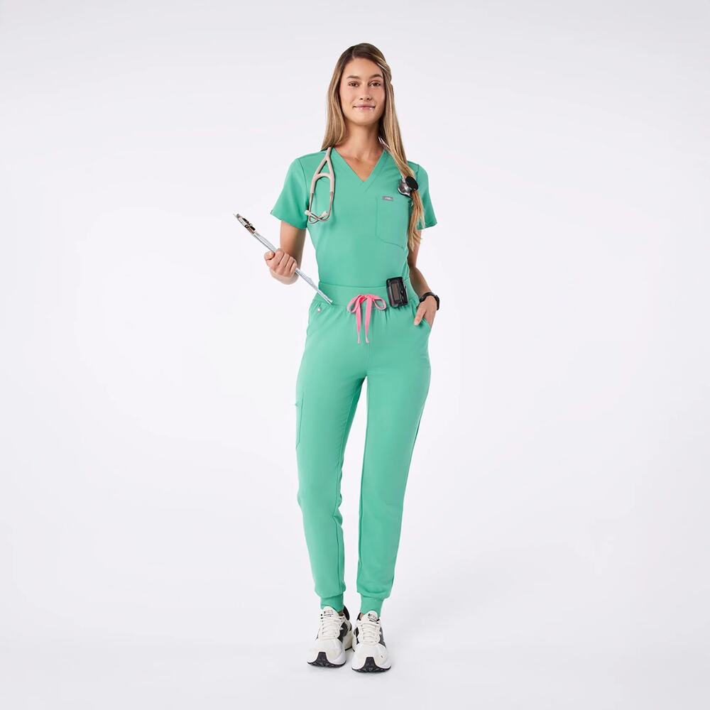 NEW NWT Figs High Waisted Zamora 6-Pocket Jogger Scrub Pants Surgical Green M - Picture 4 of 16